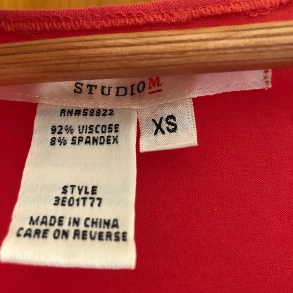 Studio M | Cowl Pleated Neck Ruched Side Top - Picture 4 of 7